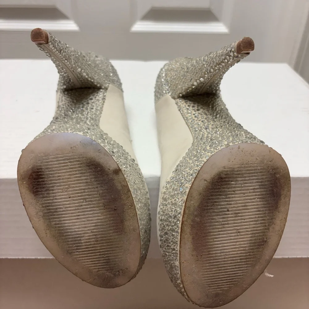 Enzo Angiolini Ivory Rhinestone Platform Heels | Women’s Size 7.5
